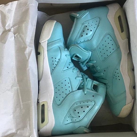 Jordan 6 - Picture 6 of 6